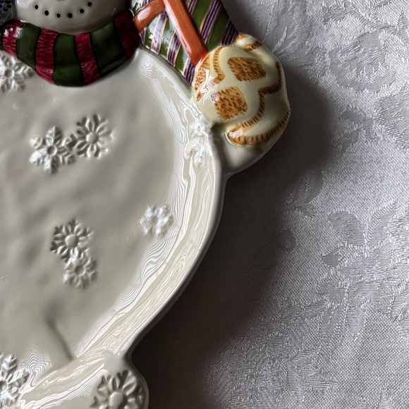 Fitz and Floyd “Frosty Folks” Canapé Plate. - Picture 6 of 13